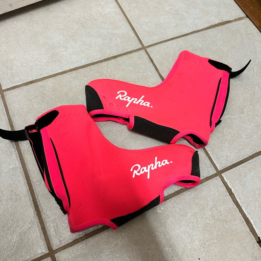 Rapha Women's Shoe Covers - size Medium